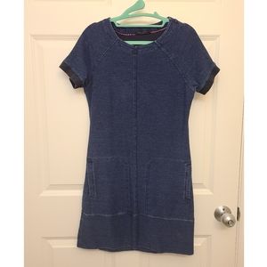 Women dress